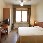 Hotel Lo Scoiattolo Piedmont Bike Pralormo