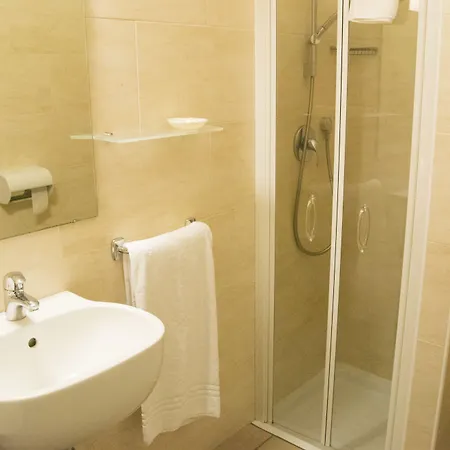 Lo Scoiattolo Piedmont Bike 3* Pralormo