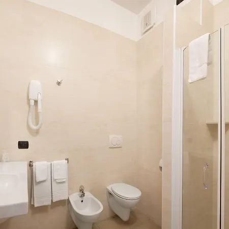 Lo Scoiattolo Piedmont Bike Hotel Pralormo