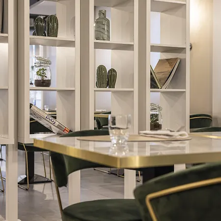Lo Scoiattolo Piedmont Bike Hotel Pralormo