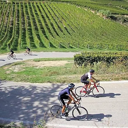 Hotel Lo Scoiattolo Piedmont Bike